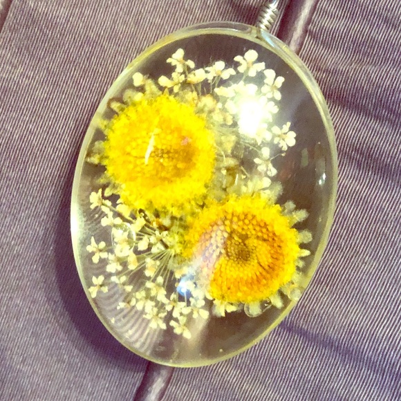 Jewelry - 🎉🌻Dried sunflower gorgeous pendant necklace
